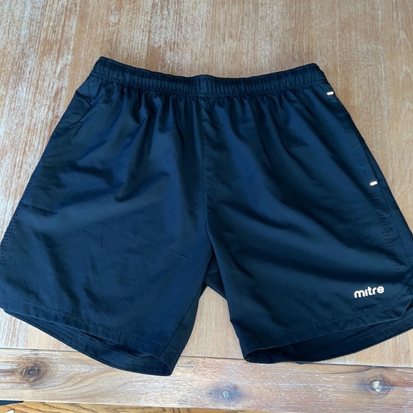 Mitre Other - Mitre shorts. Size L. Black. NWOT.